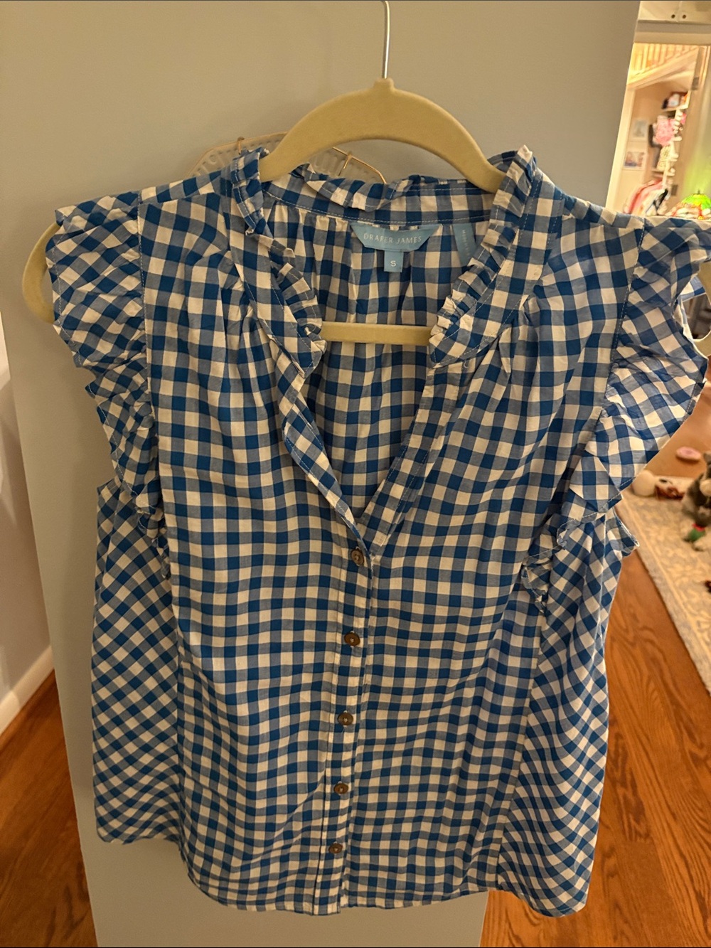 Draper James Blue & White Gingham Ruffle-Sleeve Button-Up Top